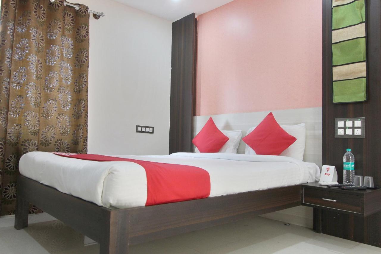 Capital O 70534 Habitat Suites And Rooms บังกาลอร์ ภายนอก รูปภาพ