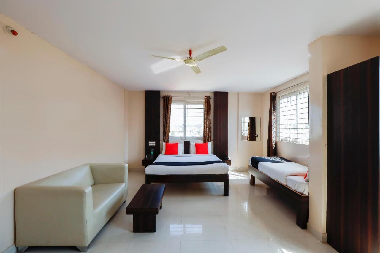 Capital O 70534 Habitat Suites And Rooms บังกาลอร์ ภายนอก รูปภาพ