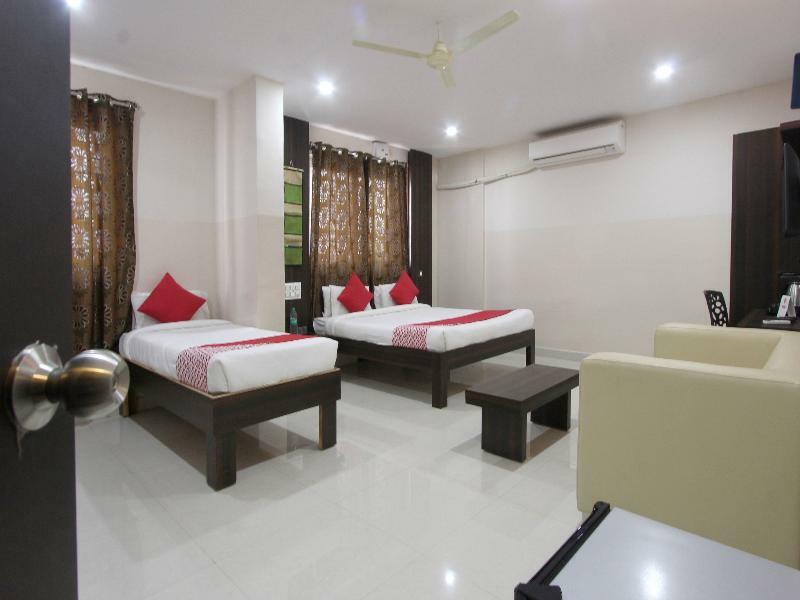 Capital O 70534 Habitat Suites And Rooms บังกาลอร์ ภายนอก รูปภาพ