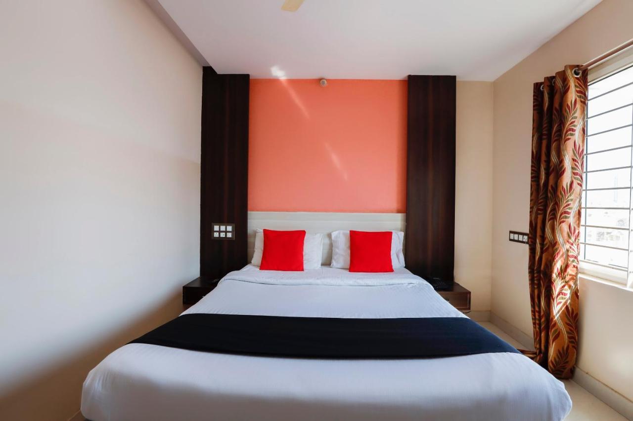 Capital O 70534 Habitat Suites And Rooms บังกาลอร์ ภายนอก รูปภาพ