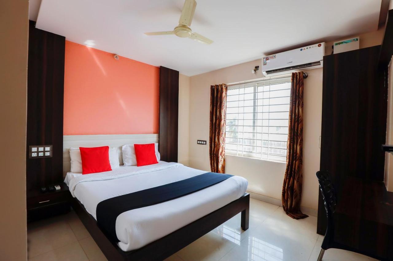 Capital O 70534 Habitat Suites And Rooms บังกาลอร์ ภายนอก รูปภาพ