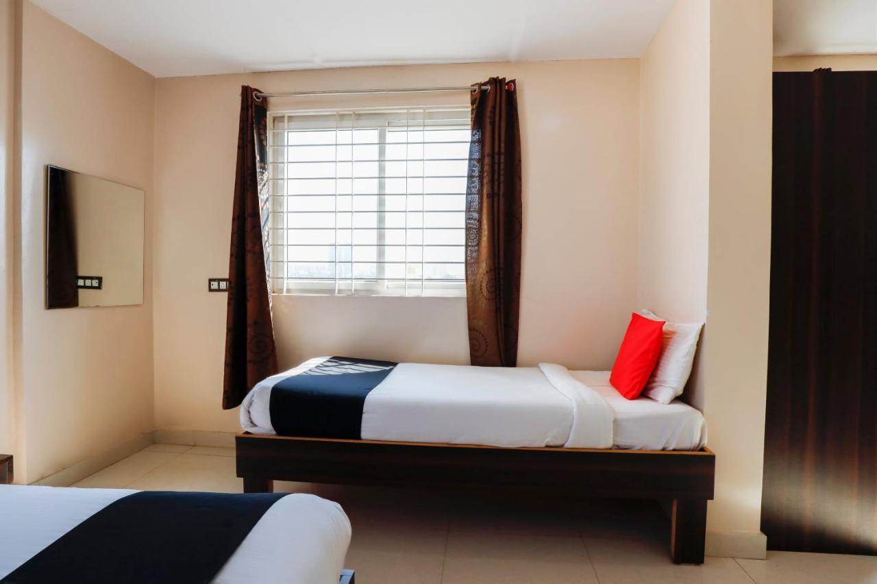 Capital O 70534 Habitat Suites And Rooms บังกาลอร์ ภายนอก รูปภาพ